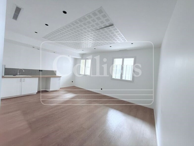 Office in Marseille to rent - Interior Photo - Image 3 of 4