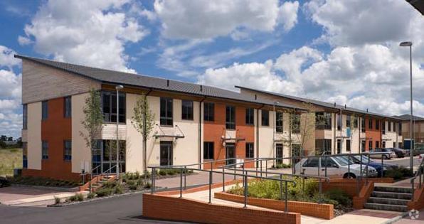 27 High View Clos, Leicester for sale - Primary Photo - Image 1 of 1