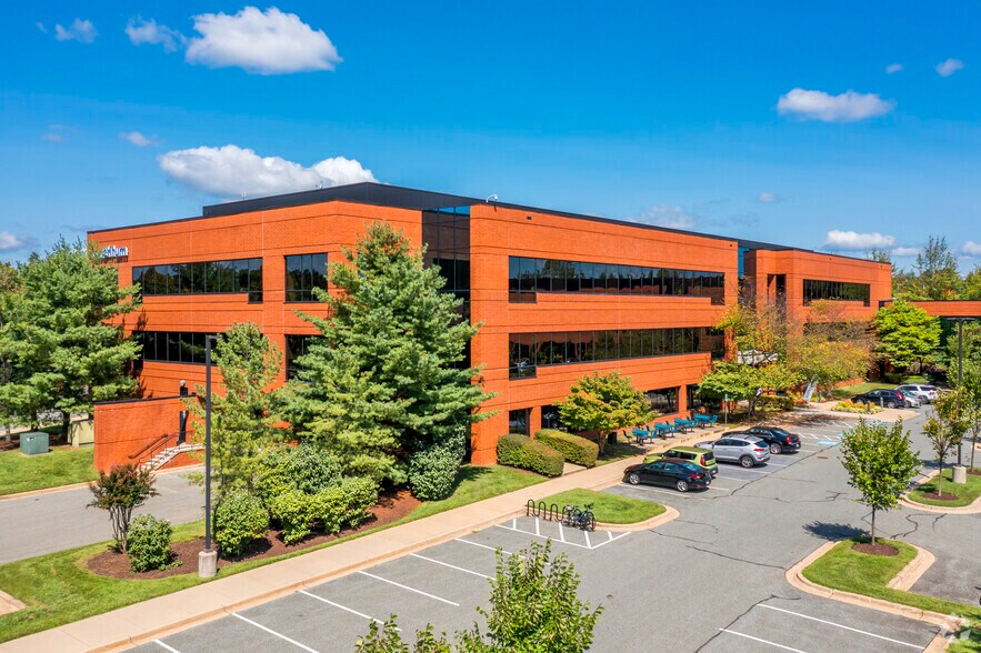 20501 Seneca Meadows Pky, Germantown 20876 Building 8 UK