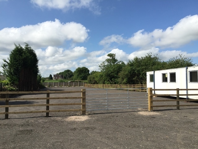 217 Thornborough Rd, Coalville for sale - Building Photo - Image 1 of 1