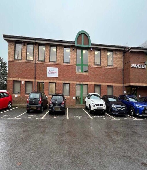 2 Stinsford Rd, Poole to rent - Building Photo - Image 1 of 1