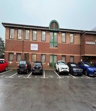 2 Stinsford Rd, Poole to rent Building Photo- Image 1 of 7