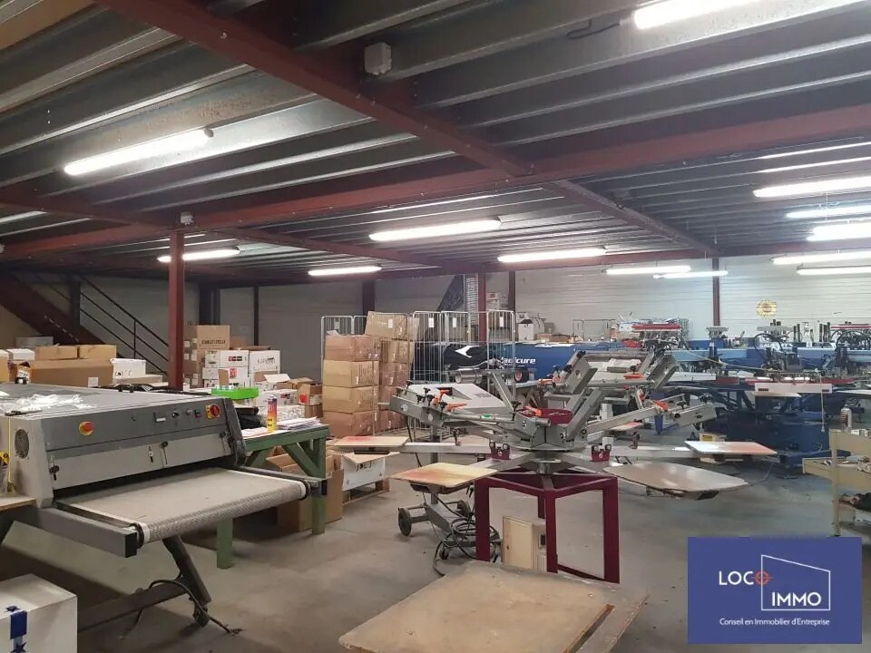 Light Industrial in La Teste-de-Buch for sale Interior Photo- Image 1 of 4