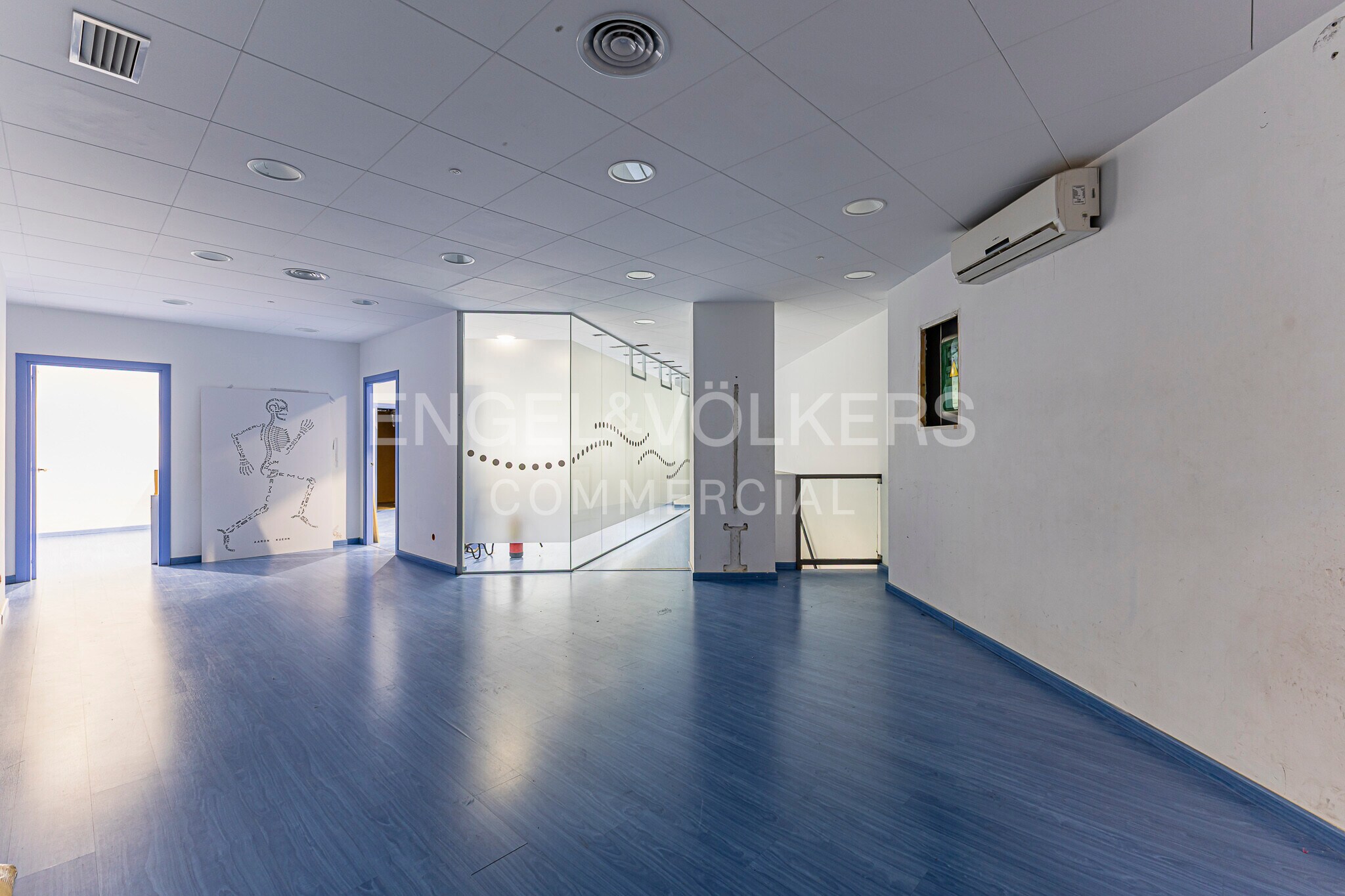Office / Retail in Barcelona, Barcelona to rent Interior Photo- Image 1 of 22