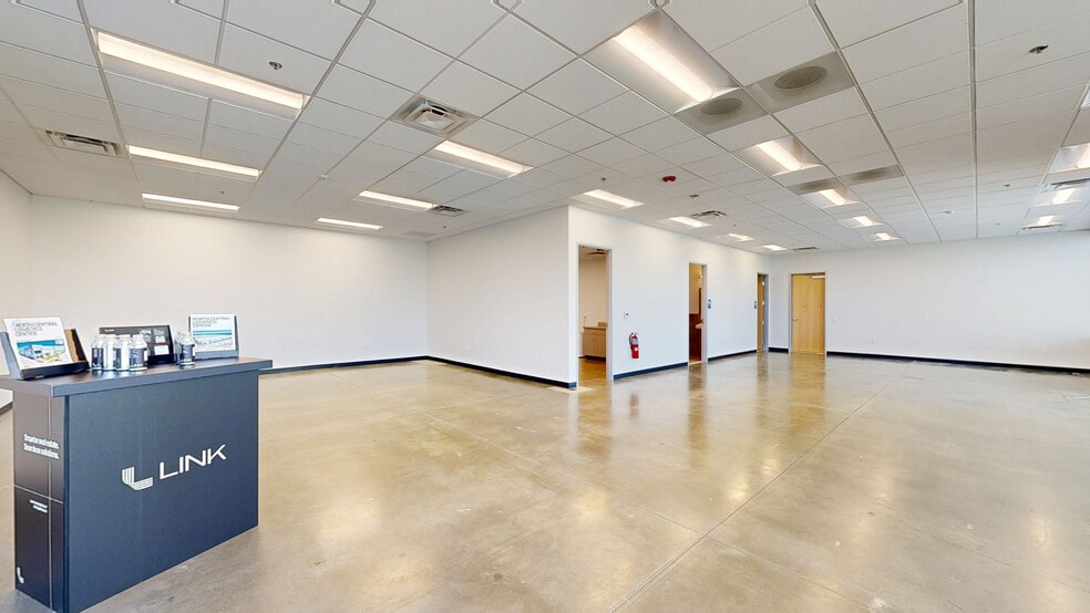 7450 Clayton St, Denver, CO to rent - Matterport 3D Scan - Image 3 of 39