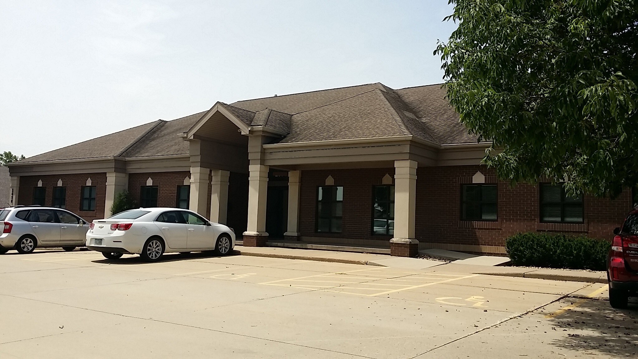2670 106th St, Urbandale, IA for sale Primary Photo- Image 1 of 1
