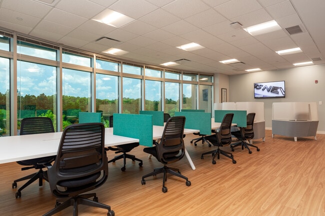 More details for 2530 Meridian Pky, Durham, NC - Co-working to Rent