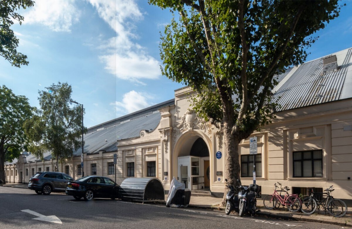 Delaware Rd, London for sale Primary Photo- Image 1 of 1