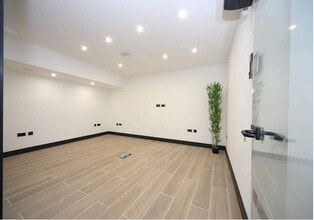 751 High Rd, London to rent Interior Photo- Image 2 of 6