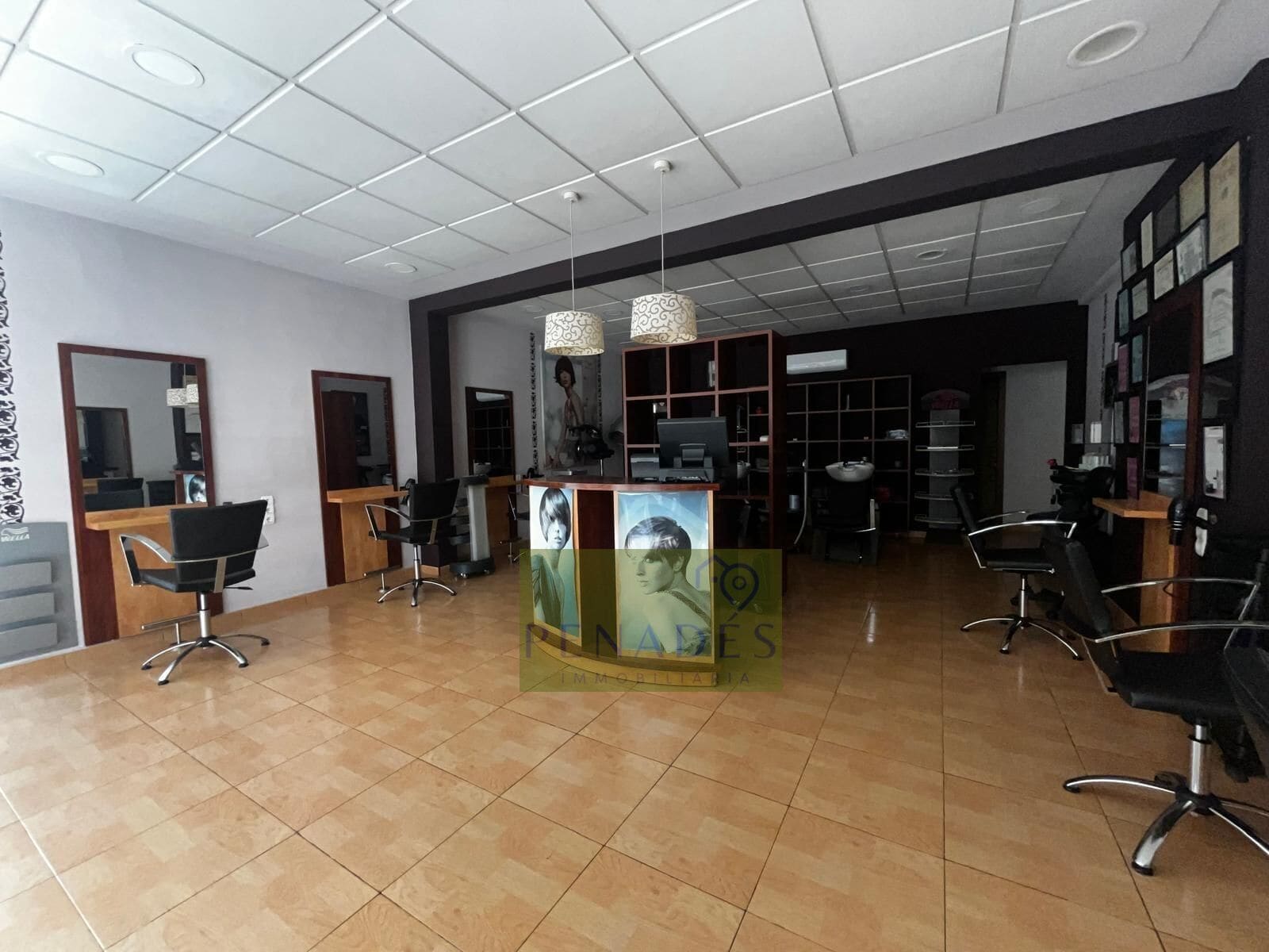 Retail in Ontinyent for sale Building Photo- Image 1 of 9