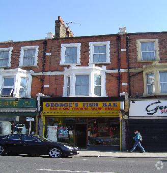 422 Green Lanes, London for rent - Primary Photo - Image 1 of 3