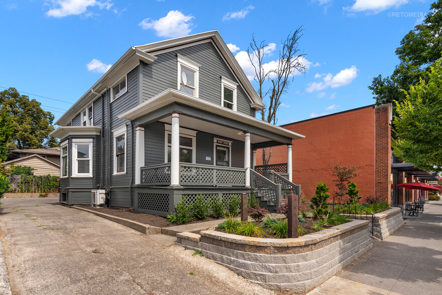 1737 NE Broadway St, Portland, OR for sale - Building Photo - Image 2 of 13