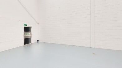 167 Hermitage Rd, London to rent Matterport 3D Scan- Image 1 of 15