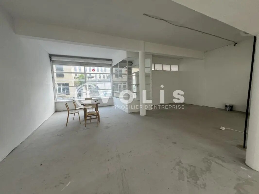 Office in Le Raincy to rent Interior Photo- Image 1 of 13