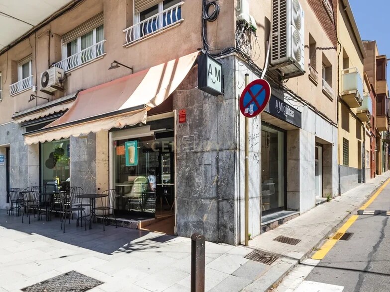 Retail in Cornellà de Llobregat, Barcelona to rent - Building Photo - Image 1 of 5