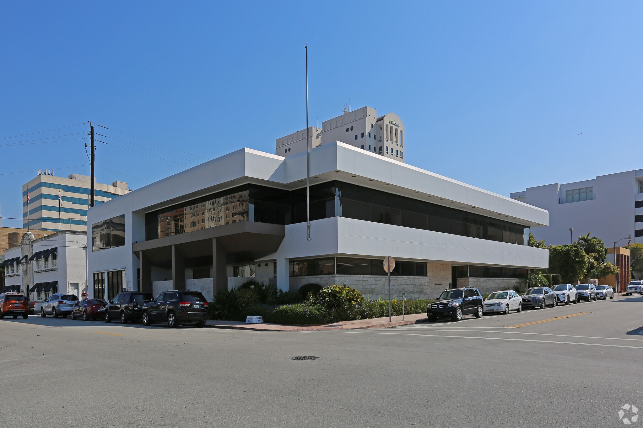 283 Catalonia Ave, Coral Gables, FL for sale Primary Photo- Image 1 of 1