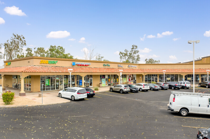 1919 W Main St, Mesa, AZ for rent - Building Photo - Image 3 of 9