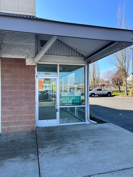 26477 72nd Ave NW, Stanwood, WA to rent - Building Photo - Image 3 of 6