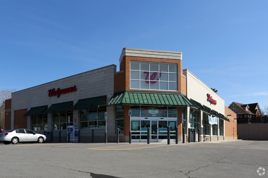 315 S Main St, Ashland City, TN for sale - Primary Photo - Image 1 of 1