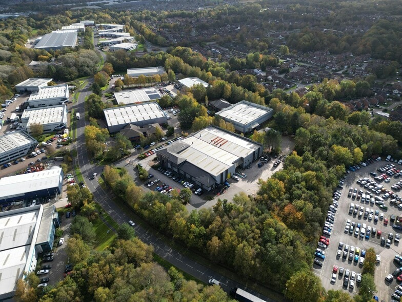 620 Europa Blvd, Warrington to rent - Building Photo - Image 1 of 12