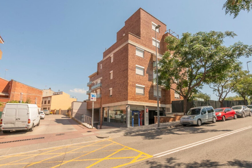 Residential in Manresa, BAR for sale - Primary Photo - Image 1 of 1