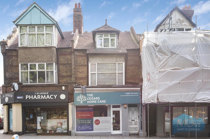 30 High Rd, London for rent - Building Photo - Image 2 of 5