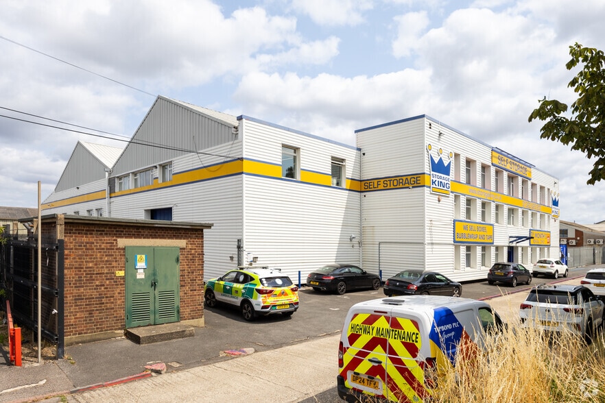 599-613 Princes Rd, Dartford to rent - Building Photo - Image 2 of 4