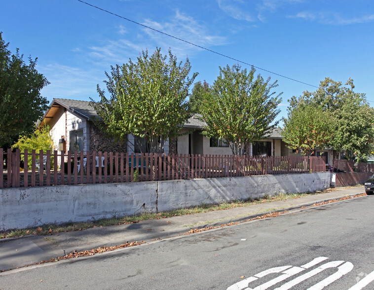 800 Main St, Roseville, CA for sale - Primary Photo - Image 1 of 1