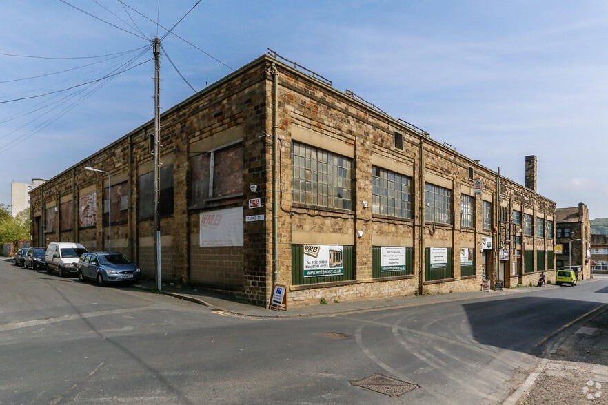 Goulbourne St, Keighley to rent - Building Photo - Image 3 of 4