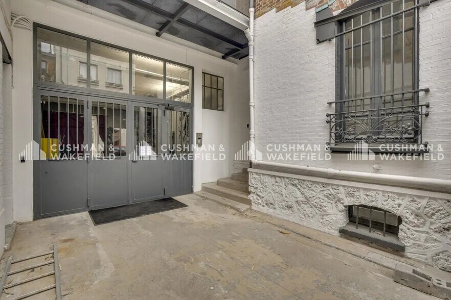 Office in Montrouge to rent - Building Photo - Image 2 of 14