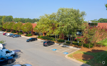 6601 Northpark Blvd, Charlotte, NC for rent Primary Photo- Image 1 of 2