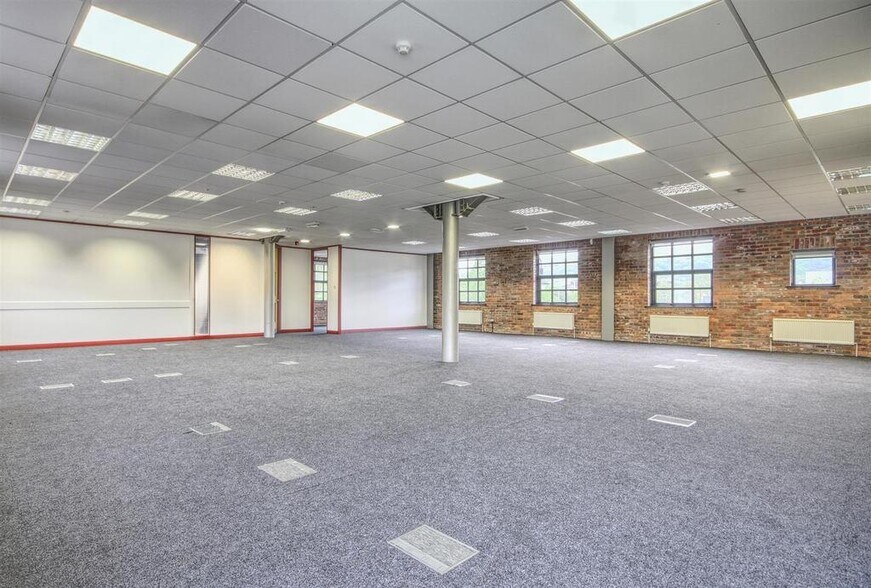 Ashley Ln, Shipley to rent - Interior Photo - Image 3 of 9