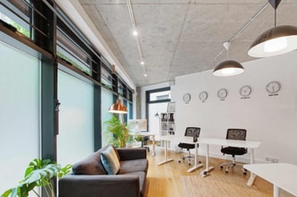 Green Mews, London to rent Interior Photo- Image 2 of 4