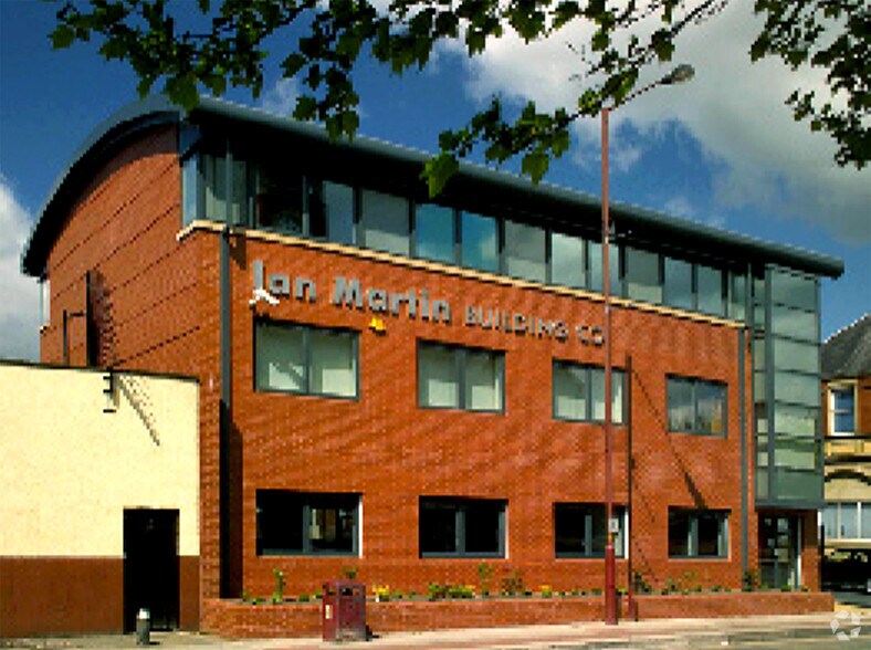 163167 King St, Dukinfield, SK16 4LF UK