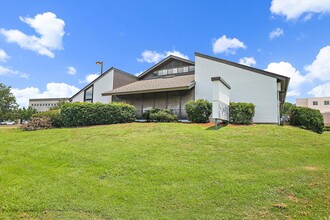 1038 River Oaks Dr, Flowood, MS for rent Building Photo- Image 2 of 40