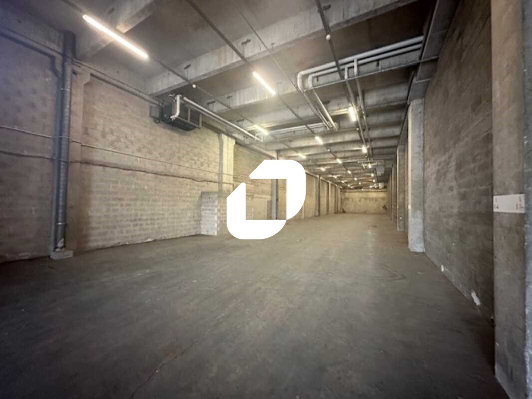 Light Industrial in Garges-lès-Gonesse to rent Interior Photo- Image 1 of 9