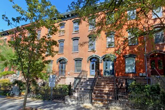 148 Sussex St, Jersey City, NJ for sale Primary Photo- Image 1 of 1