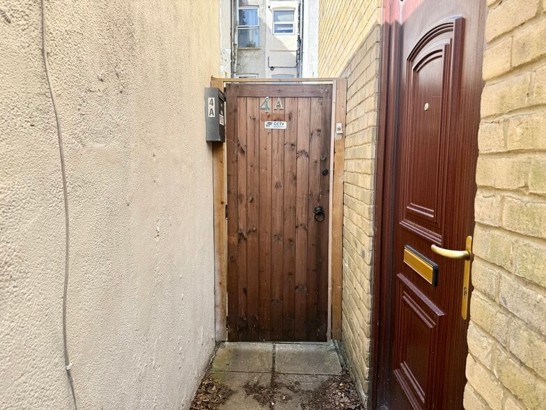 4A Shoe Ln, Westcliff-On-Sea to rent - Building Photo - Image 1 of 6