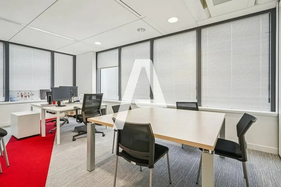 Office in Rungis to rent Interior Photo- Image 1 of 6