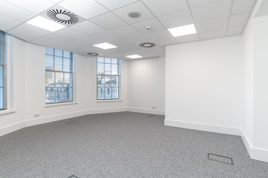 2-8 Albyn Pl, Aberdeen to rent - Building Photo - Image 3 of 10