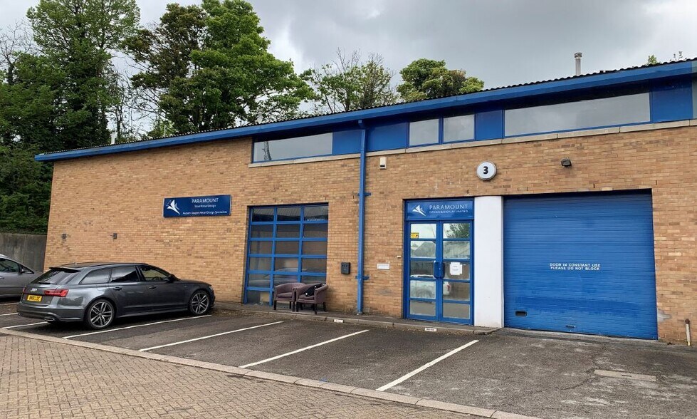 Boscombe Rd, Dunstable for sale - Building Photo - Image 1 of 1