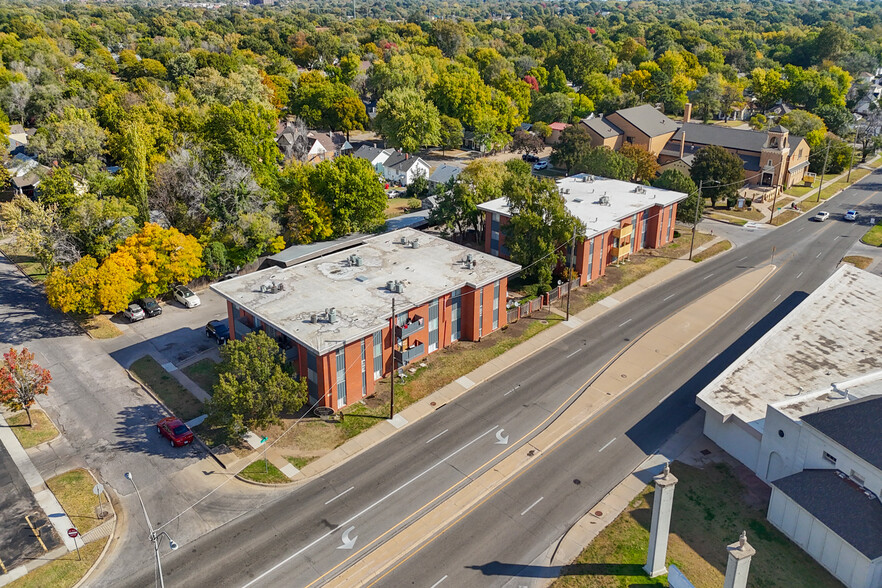 2520 E Lincoln St, Wichita, KS for sale - Building Photo - Image 3 of 82