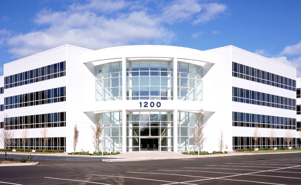 1200 Waters Pl, Bronx, NY to rent Building Photo- Image 1 of 7