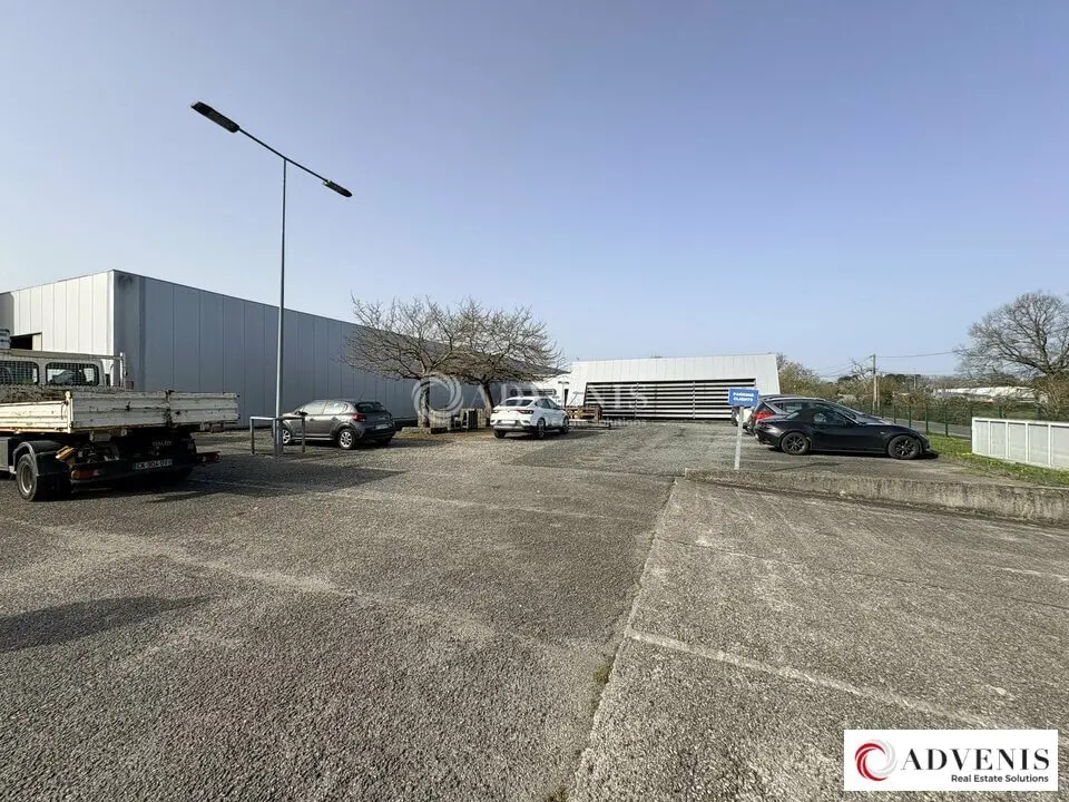 Location Local d'activités 4 045 m² - Photo 1