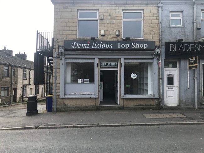 More details for 365 Rochdale Rd, Bacup - Retail to Rent