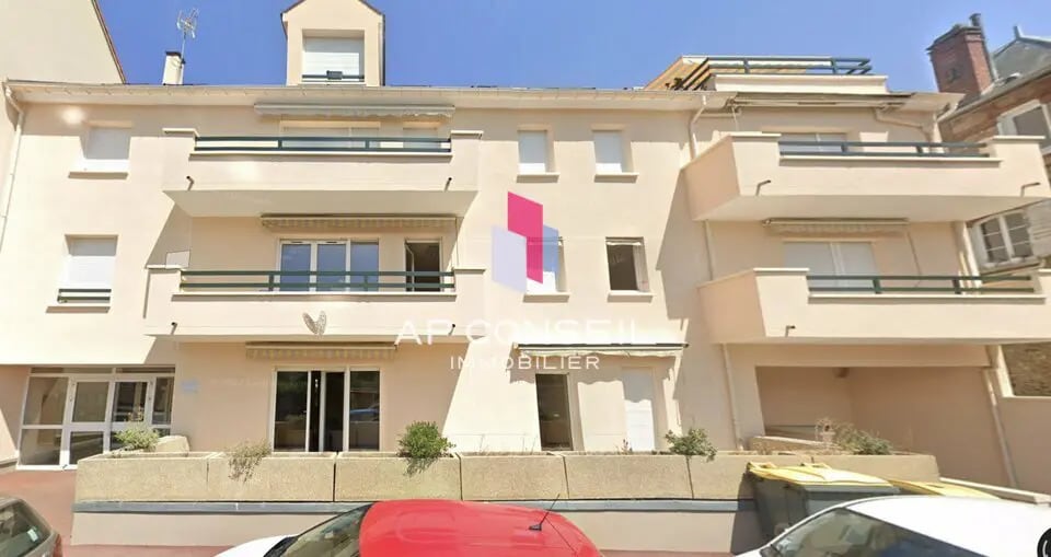 Vente Bureaux 329 m² - Photo 1