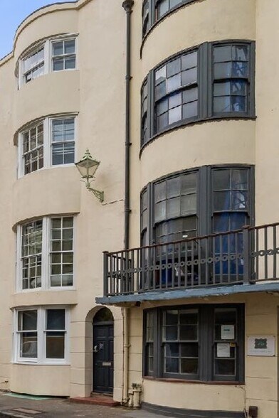 Broad Street and Middle Street, Brighton portfolio of 2 properties for sale on LoopNet.co.uk - Building Photo - Image 2 of 3