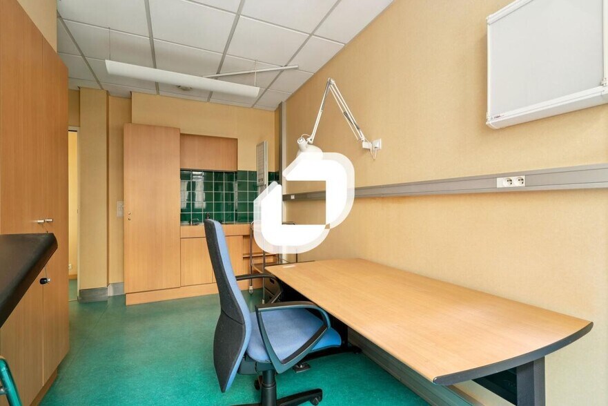 Office in Paris for sale - Interior Photo - Image 3 of 13