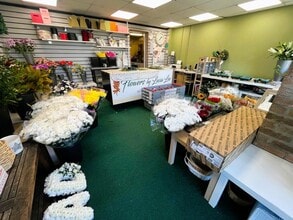 85 Front St, Stanley to rent Interior Photo- Image 1 of 2