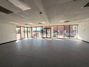 800-828 W Edmond Rd, Edmond, OK to rent Interior Photo- Image 1 of 2